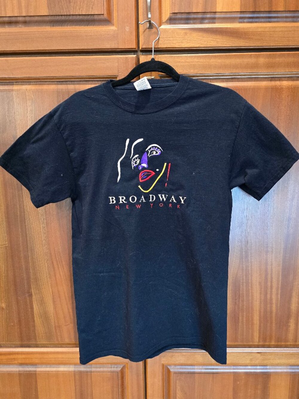 Embroydered Broadway New York black T shirt medium, Unisex